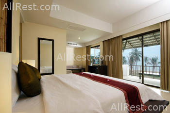 Best Western Palm Galleria Resort 8